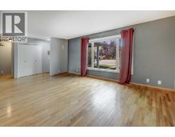 325 Flett Drive NE - photo 5