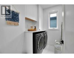 316 28 Avenue Ne, Calgary, AB T2E2B3 Photo 31
