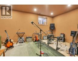 316 28 Avenue Ne, Calgary, AB T2E2B3 Photo 34