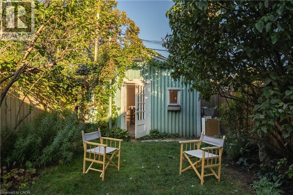 29 Steven Street — photo 37