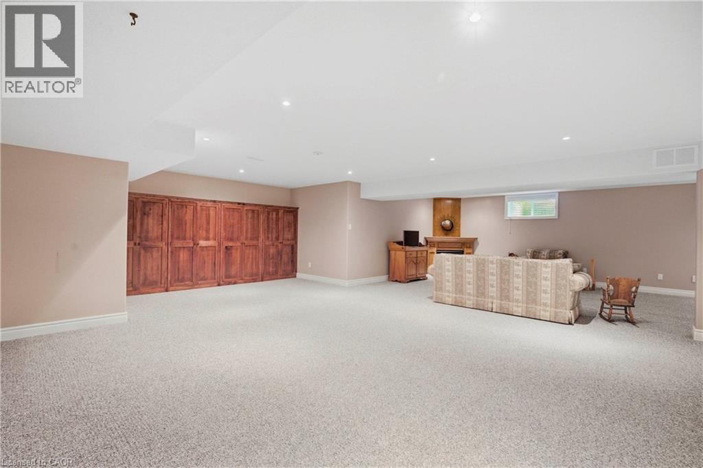12 Welwood Avenue — photo 32