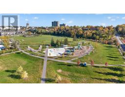 808 Mishi Private, Ottawa, ON K1K5C5 Photo 14