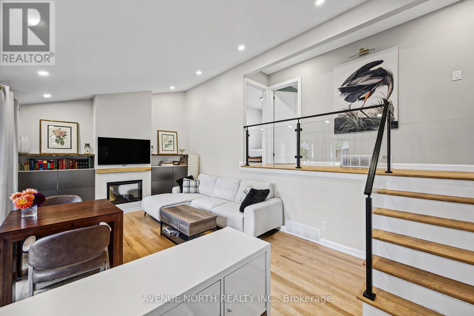 1174 Maybank Street — photo 11