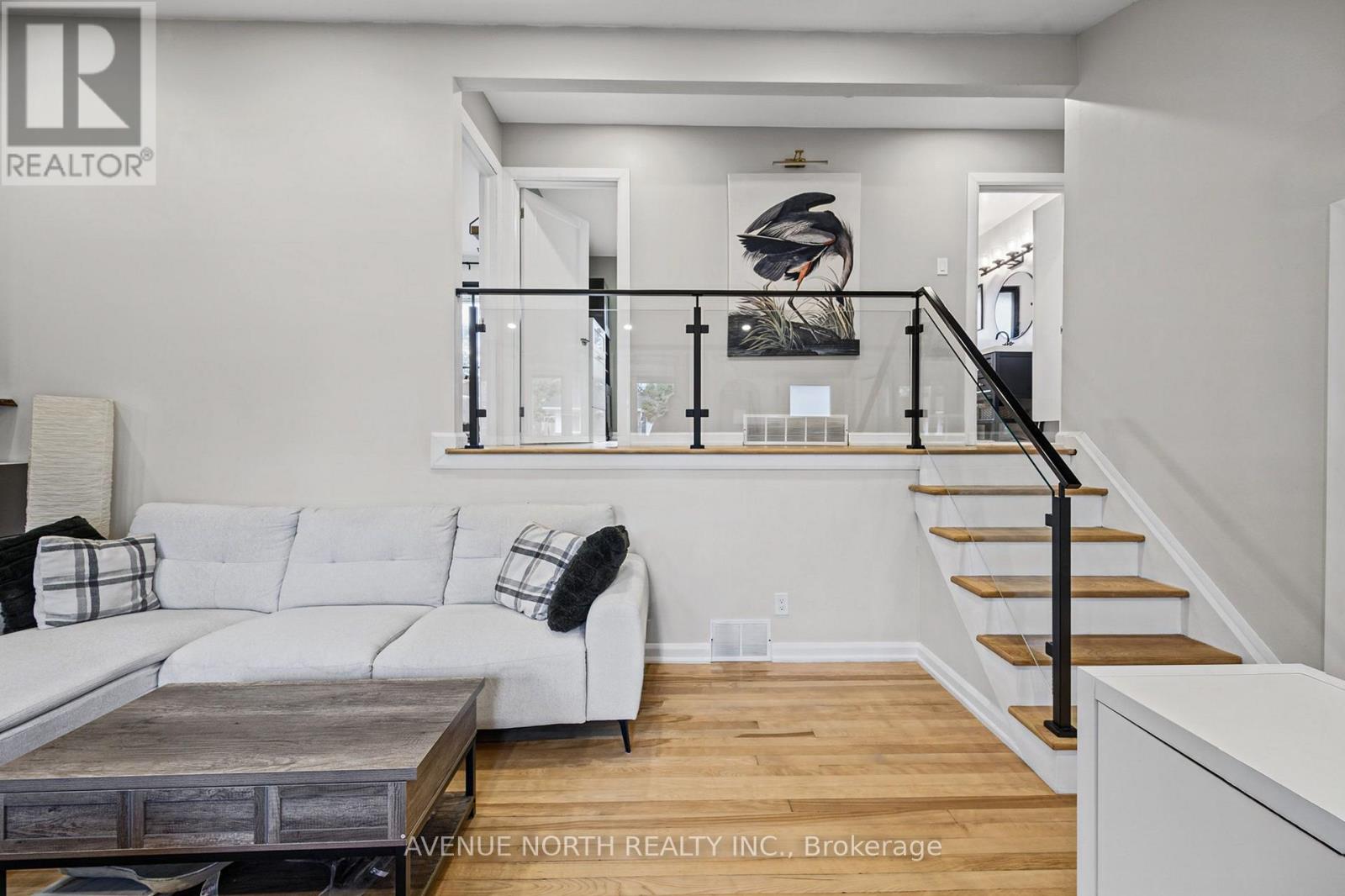 1174 Maybank Street — photo 12