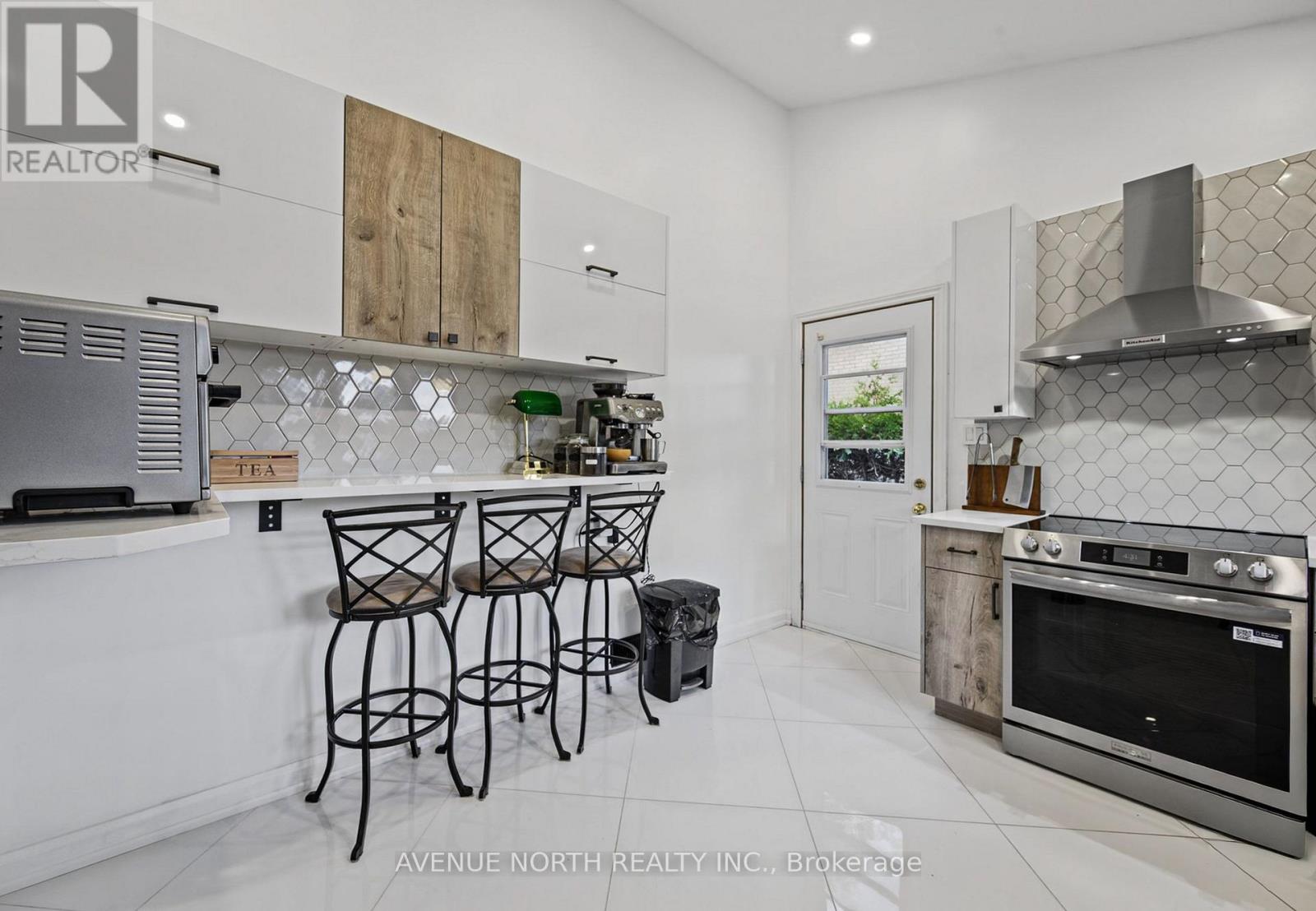 1174 MAYBANK STREET - 20