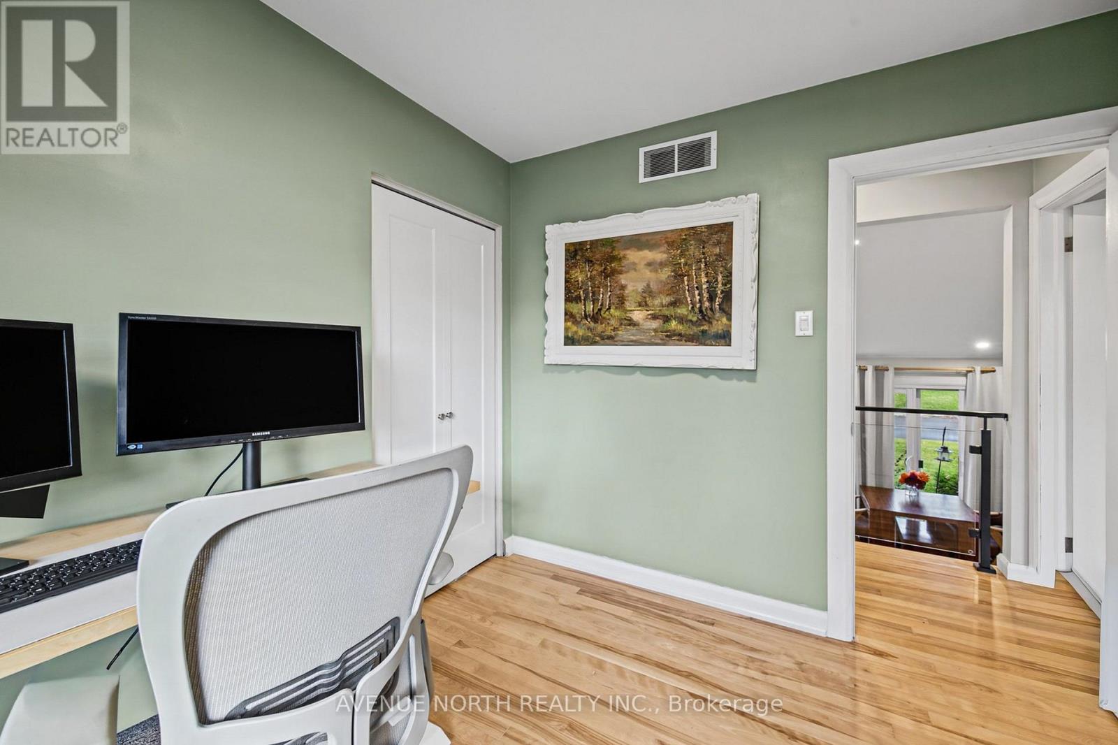 1174 MAYBANK STREET - 27