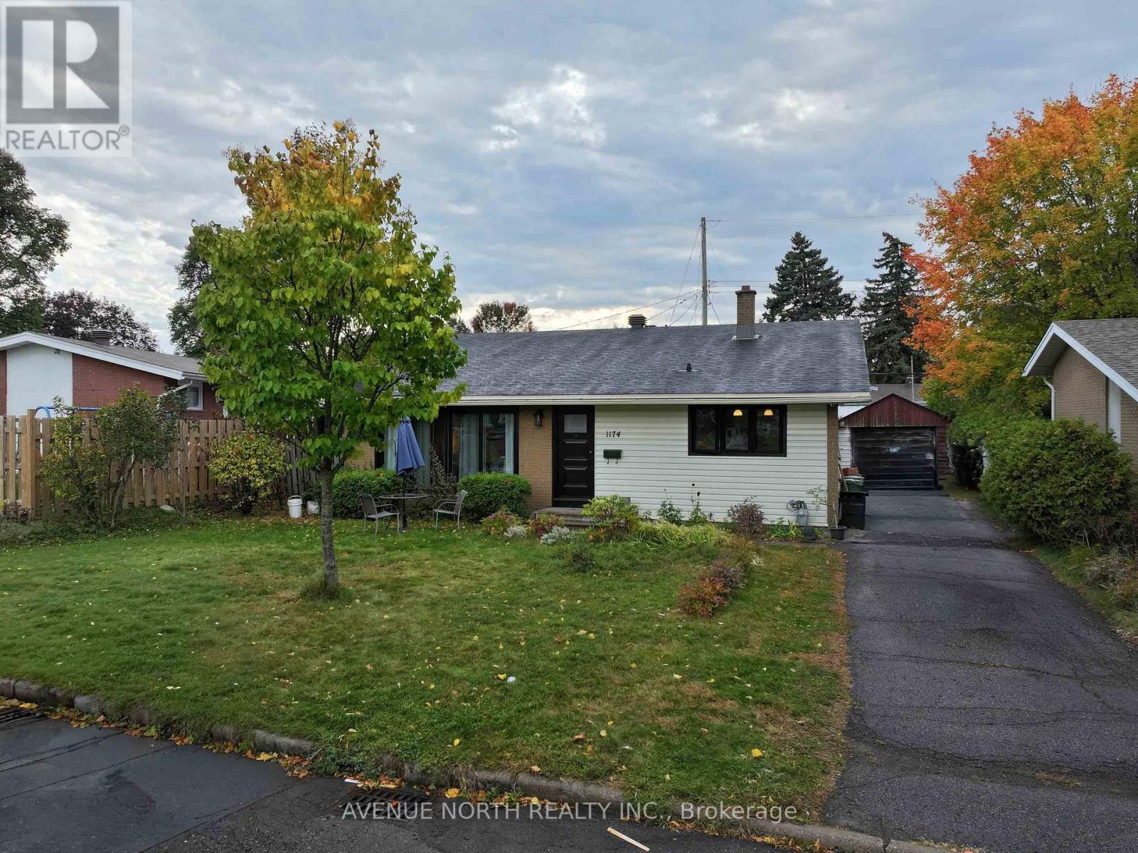 1174 MAYBANK STREET - 3