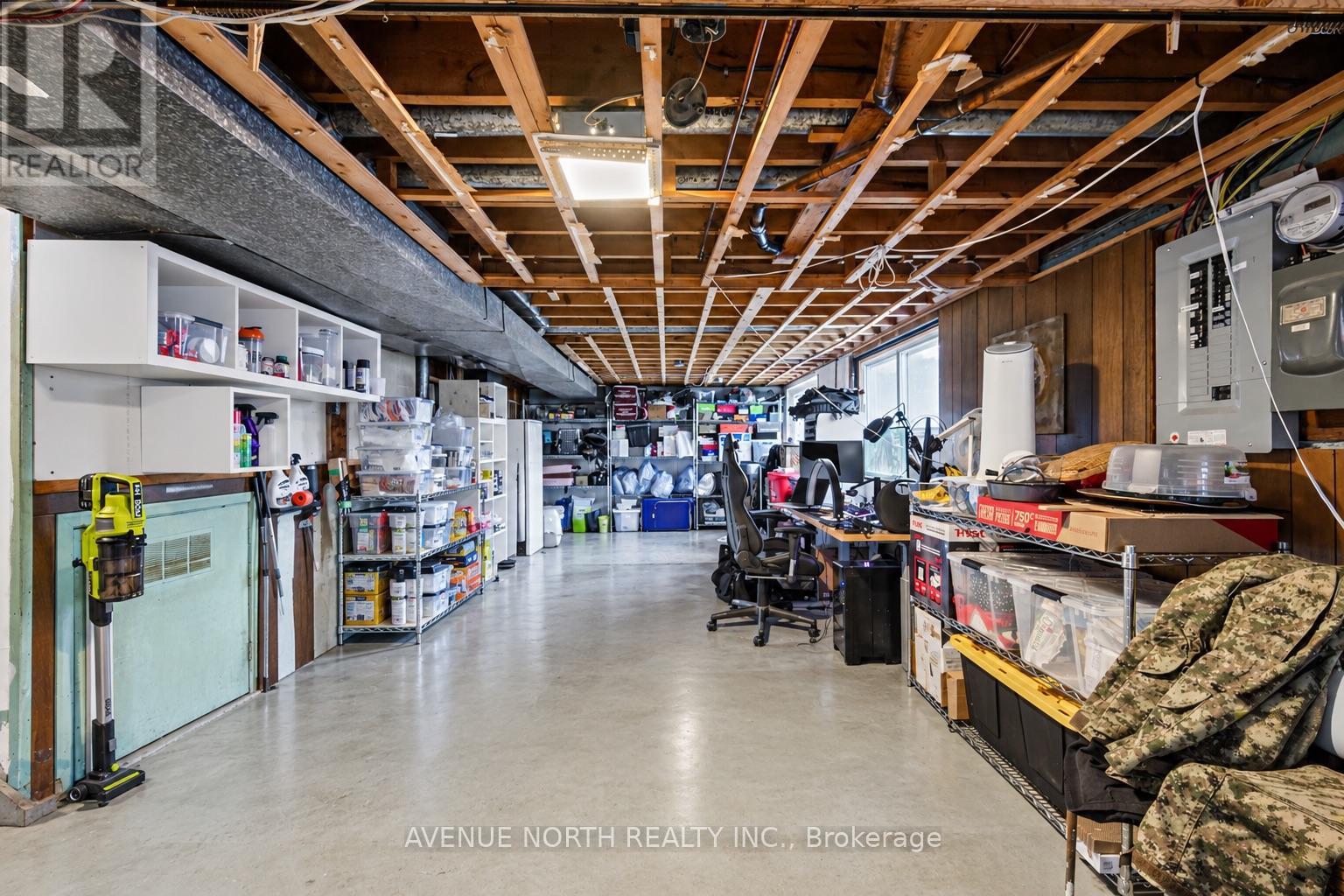 1174 MAYBANK STREET - 35