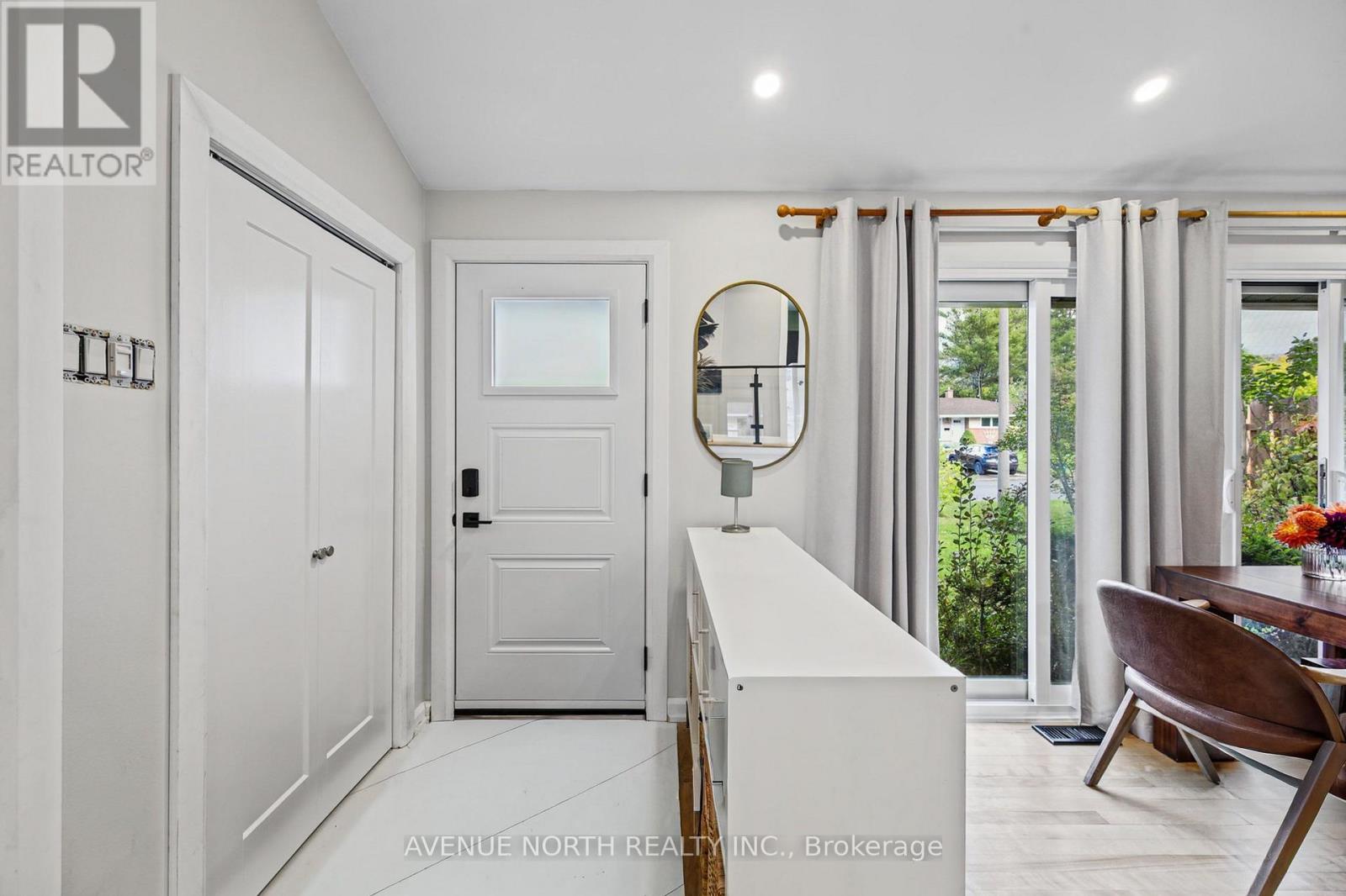 1174 MAYBANK STREET - 4