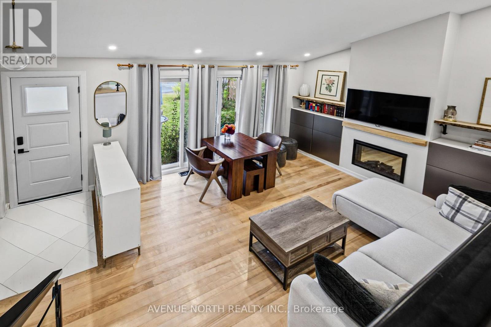 1174 MAYBANK STREET - 6