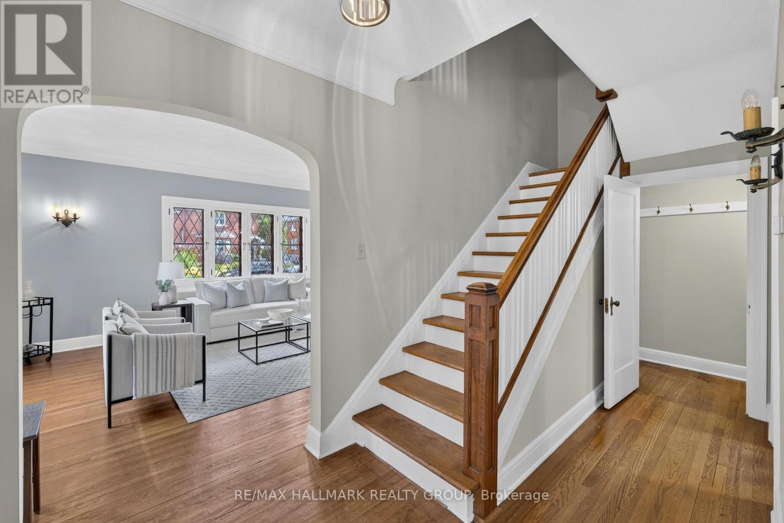 418 HAMILTON AVENUE S - 13