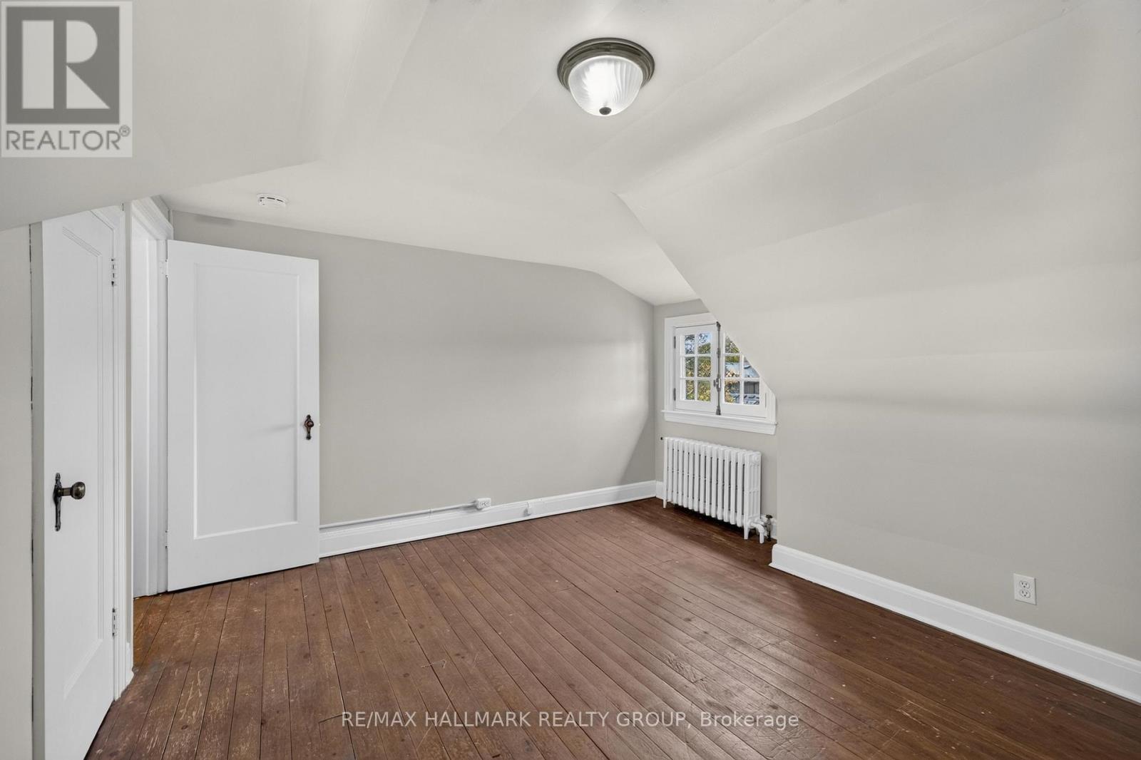 418 HAMILTON AVENUE S - 24