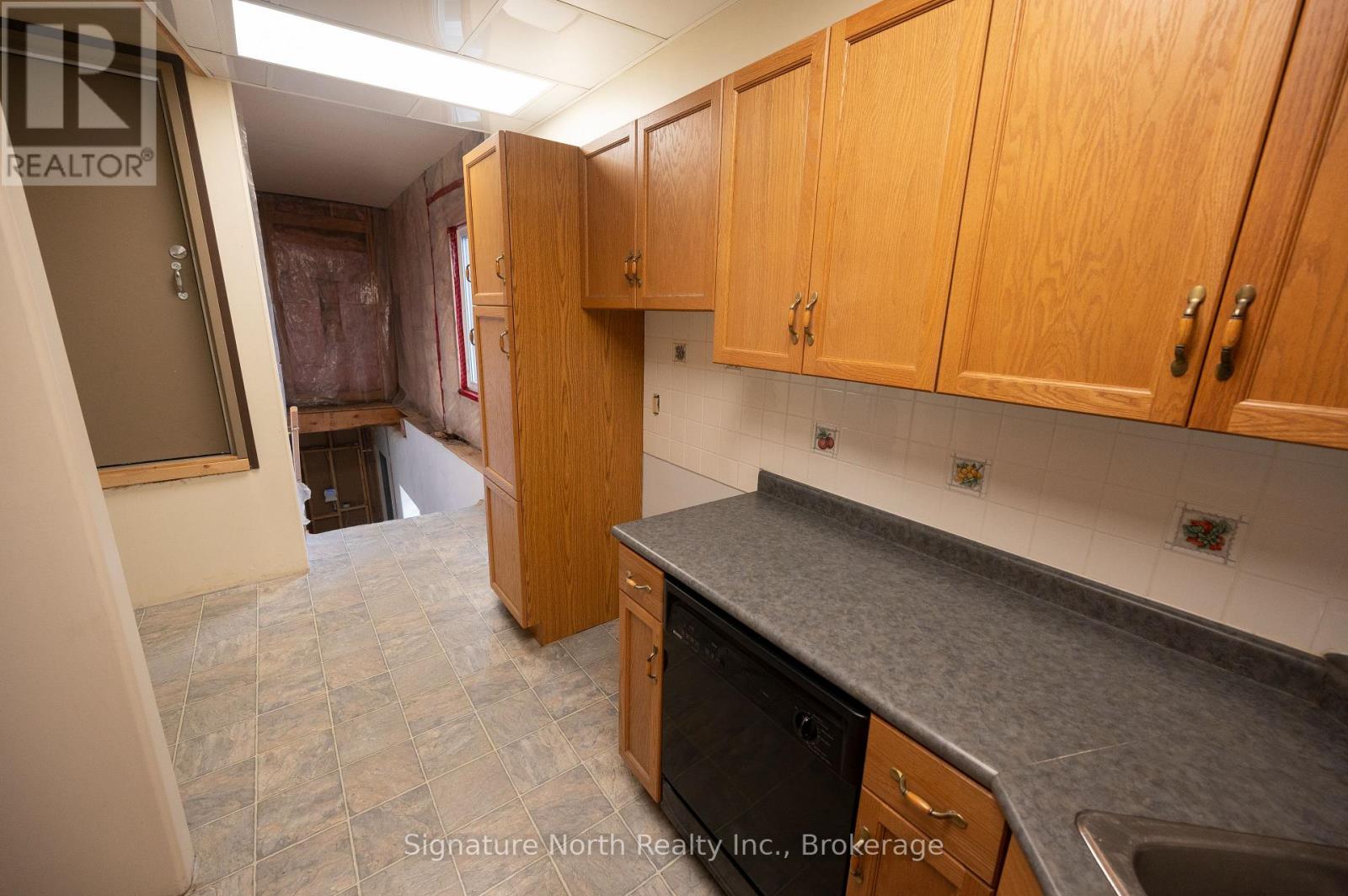 287 Bay Street — photo 13