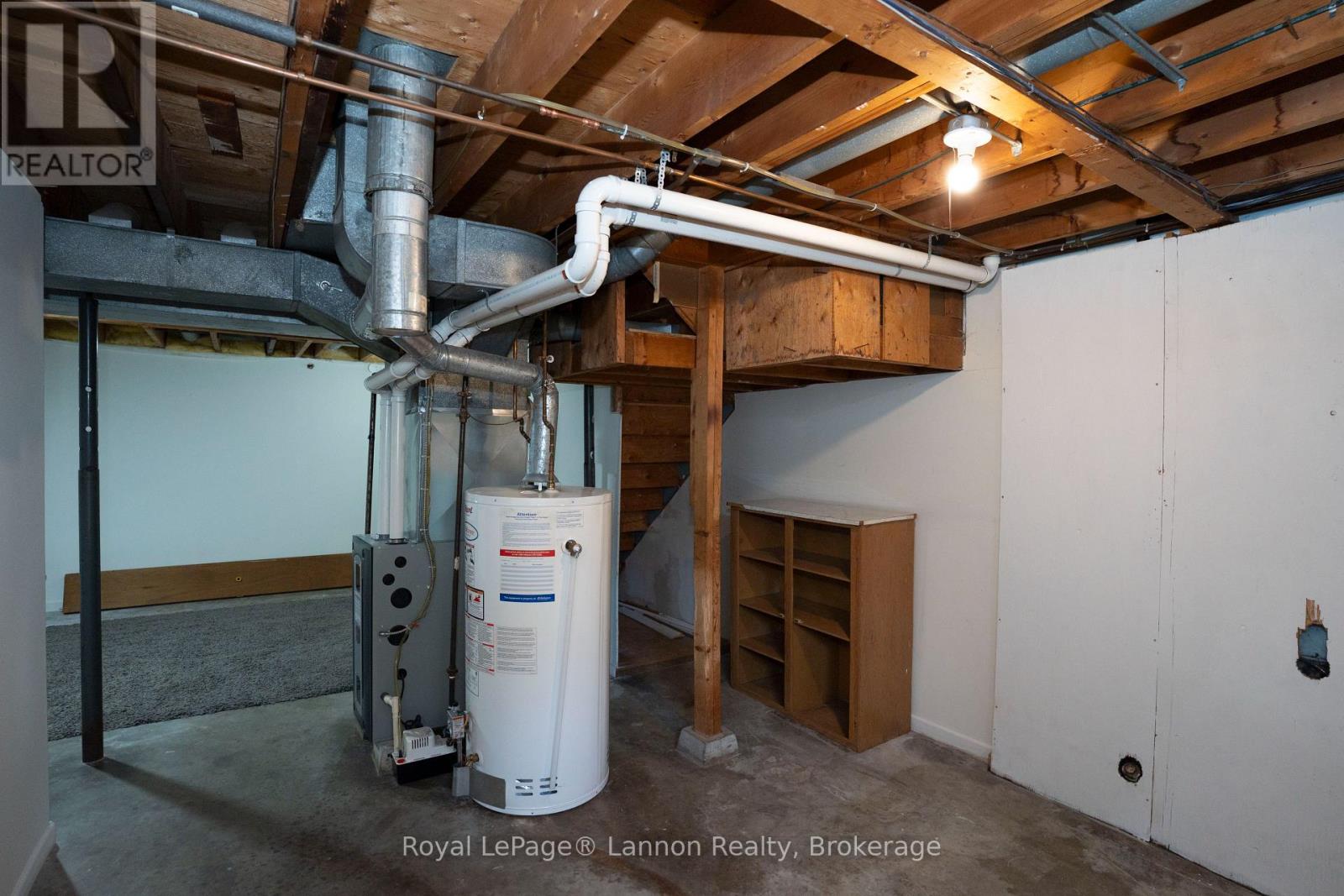 103a Redwood Avenue West — photo 26