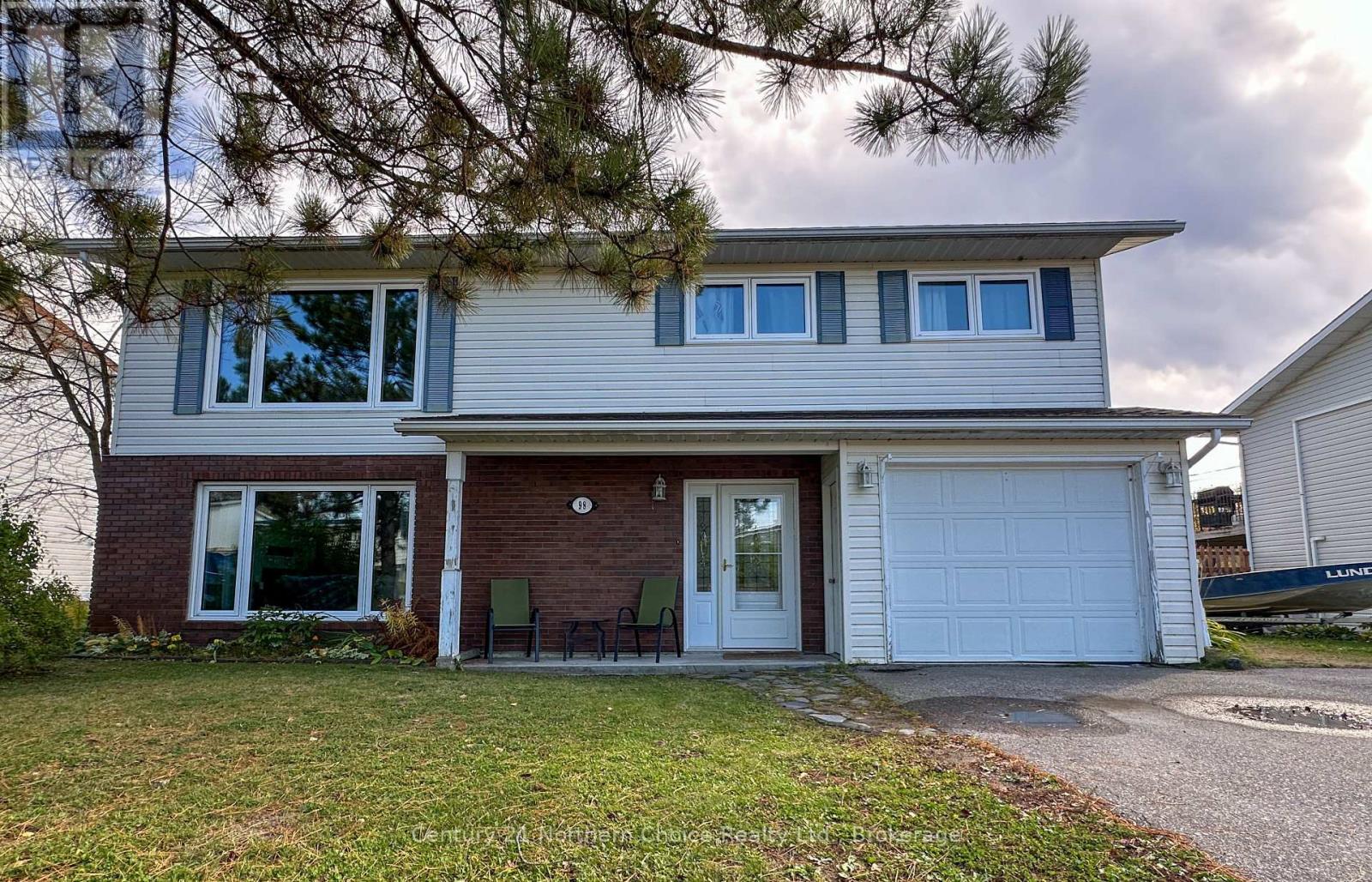 98 Detta Road