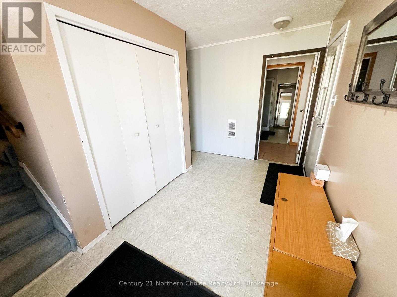 98 Detta Road — photo 19