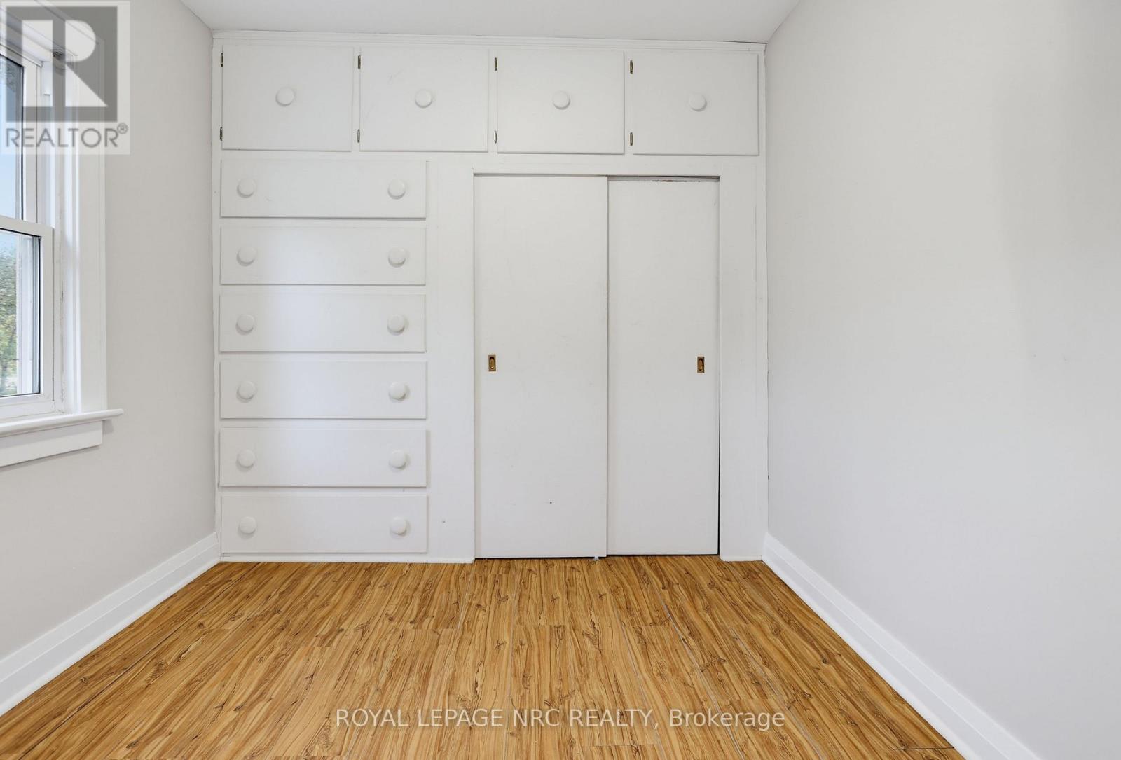 536 FIELDEN AVENUE - 22