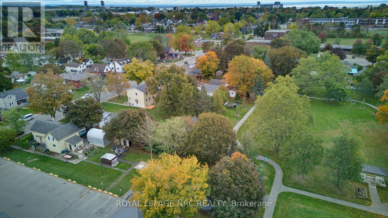 536 Fielden Avenue — photo 42