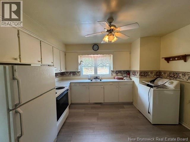 44 Fallsview Avenue - 19