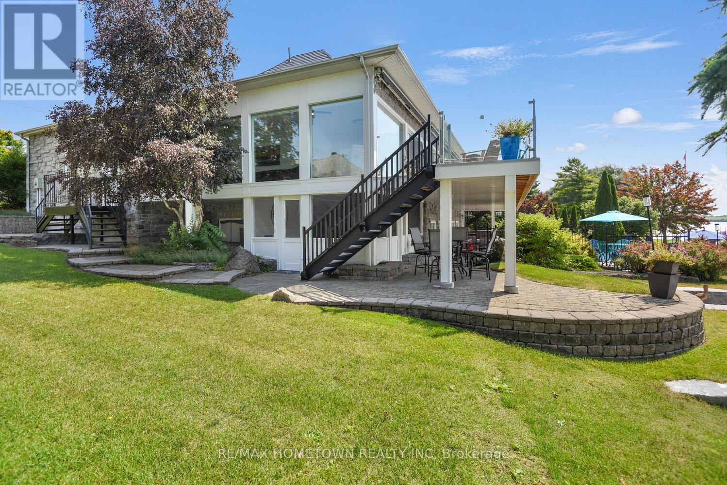 201 Empire Hanna Road East — photo 41