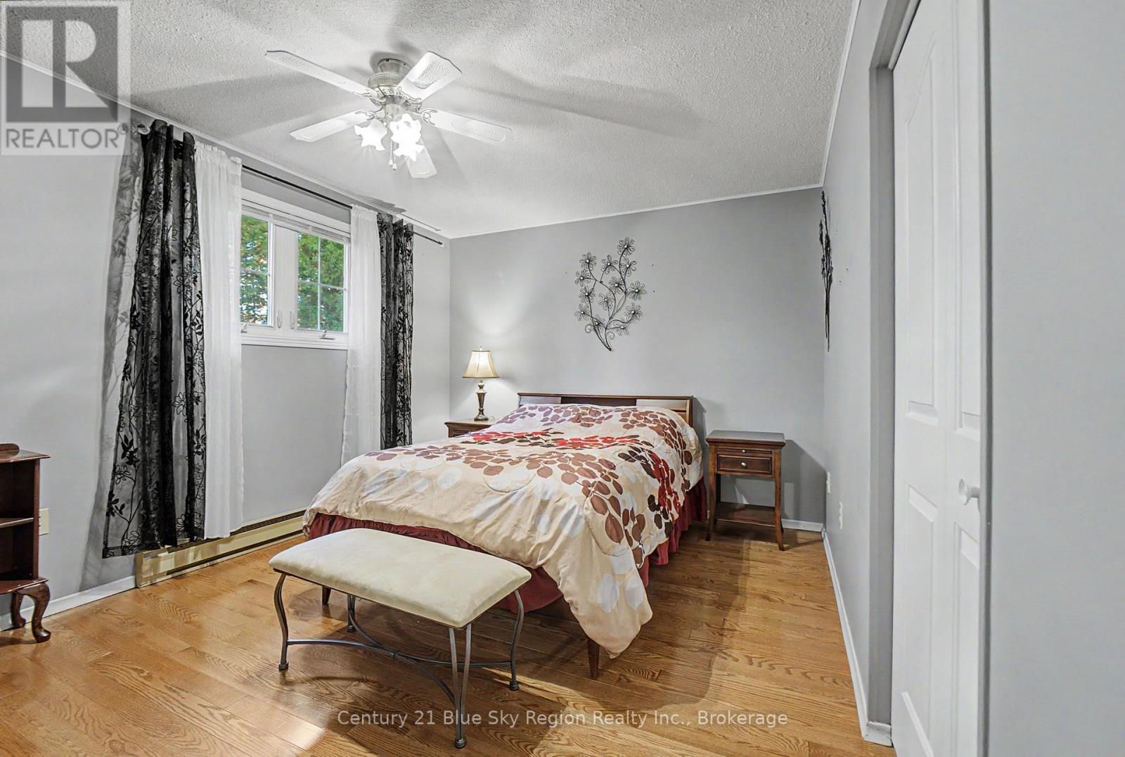 1550 CHAPAIS STREET - Image 19
