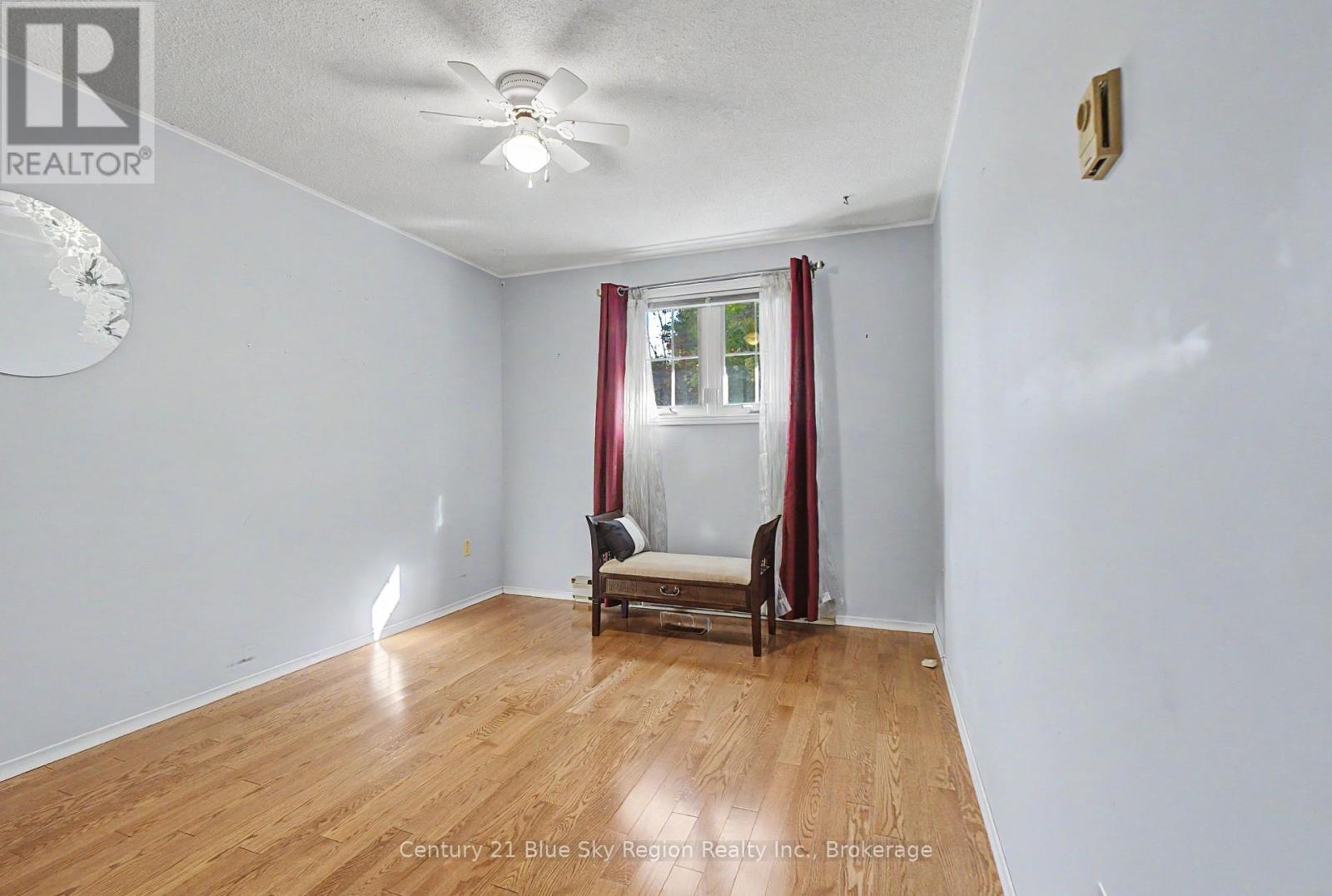 1550 CHAPAIS STREET - Image 24