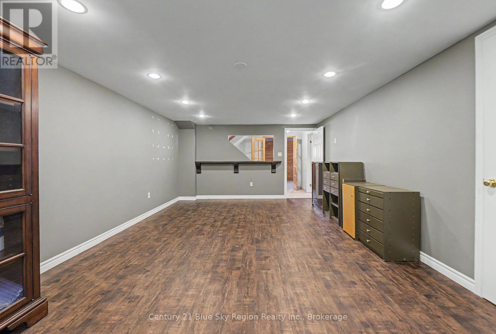 1550 CHAPAIS STREET - Image 33
