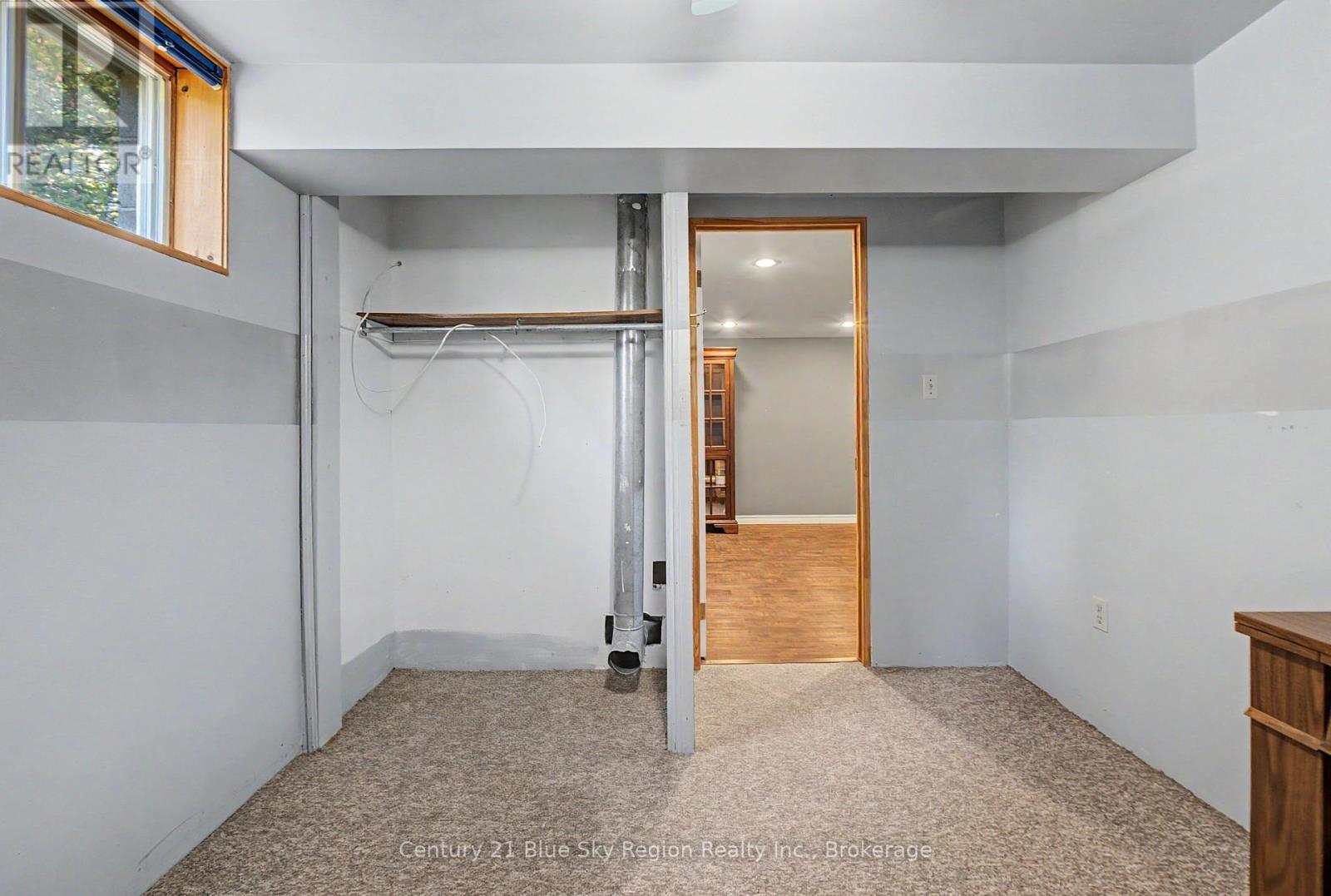 1550 CHAPAIS STREET - Image 35