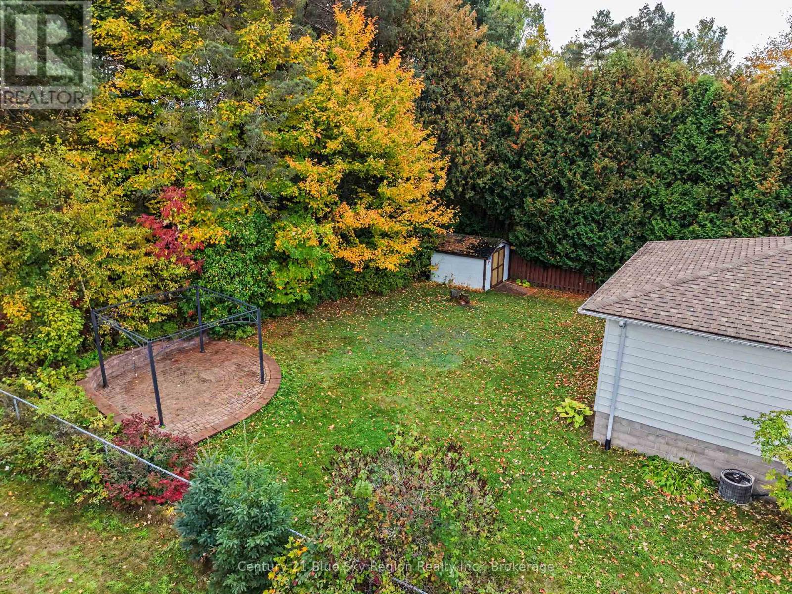 1550 CHAPAIS STREET - Image 39