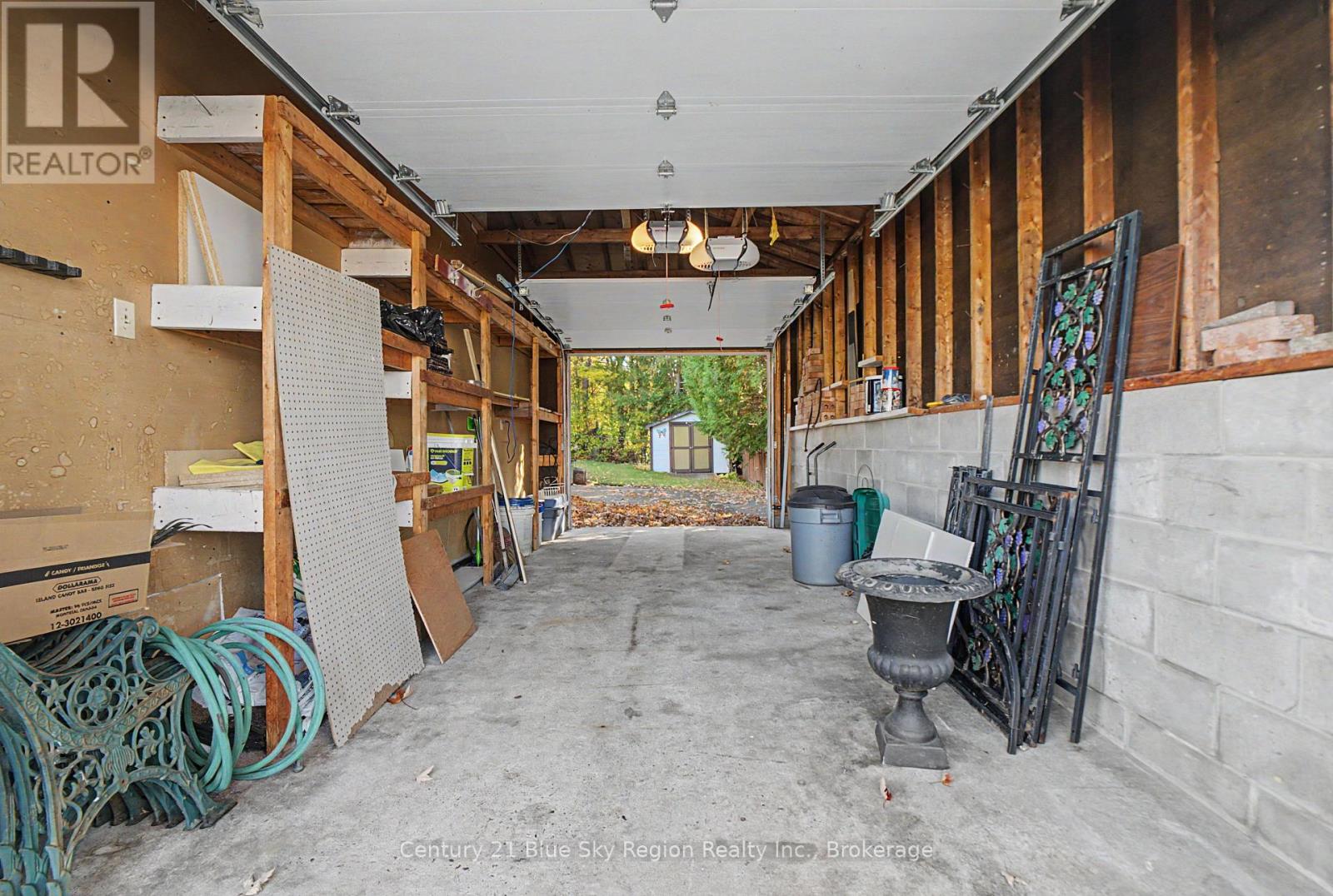 1550 CHAPAIS STREET - Image 46