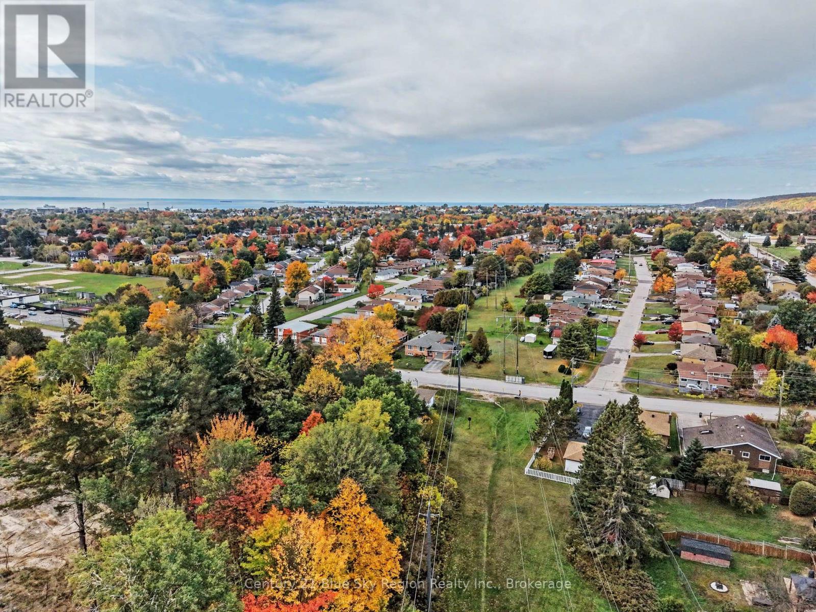 1550 CHAPAIS STREET - 50