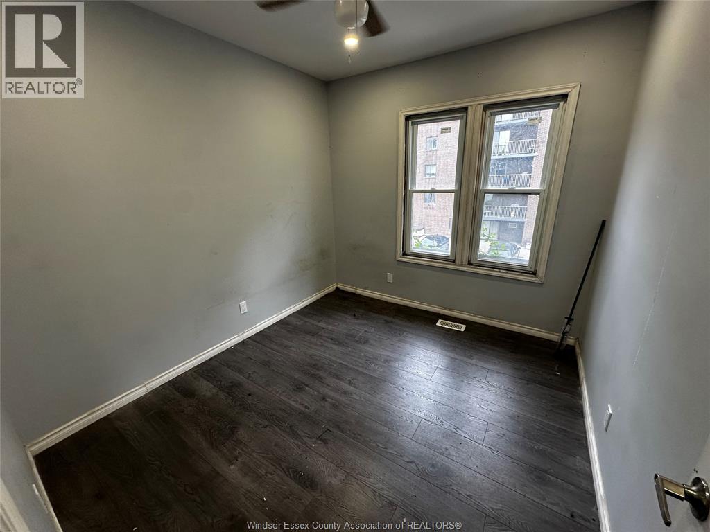 3114 PETER STREET, Windsor — photo 7
