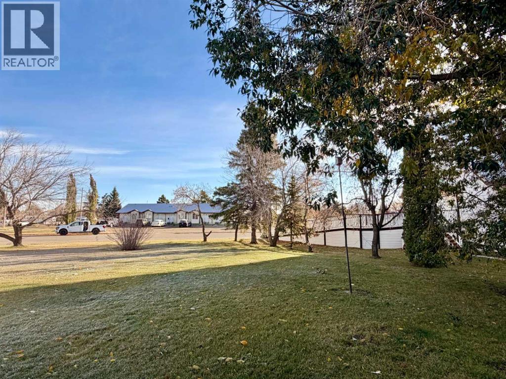 4903 50 Street - 47