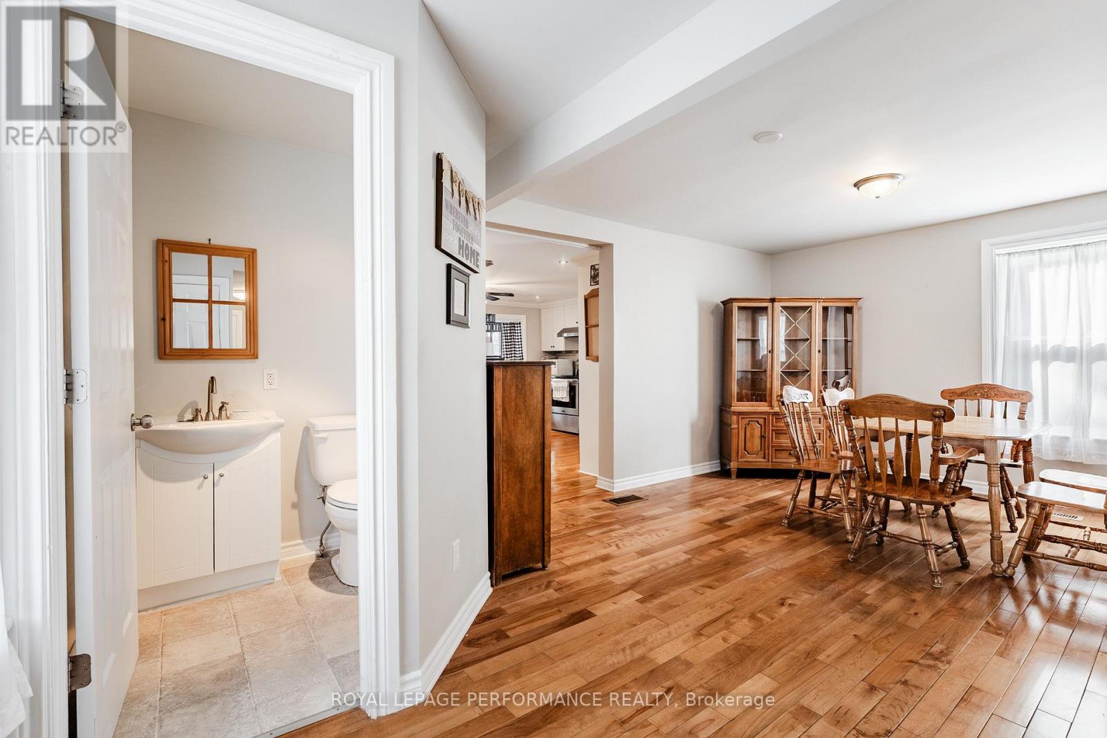 6 Whitehead Street — photo 11