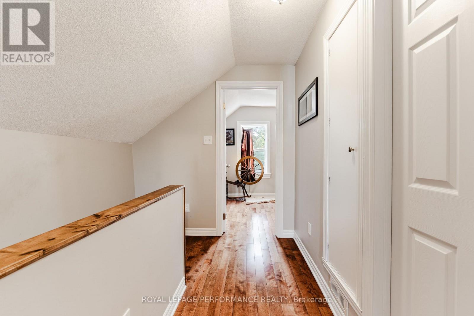 6 WHITEHEAD STREET - 23