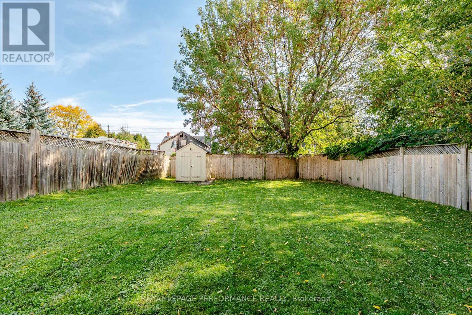 6 WHITEHEAD STREET - 34