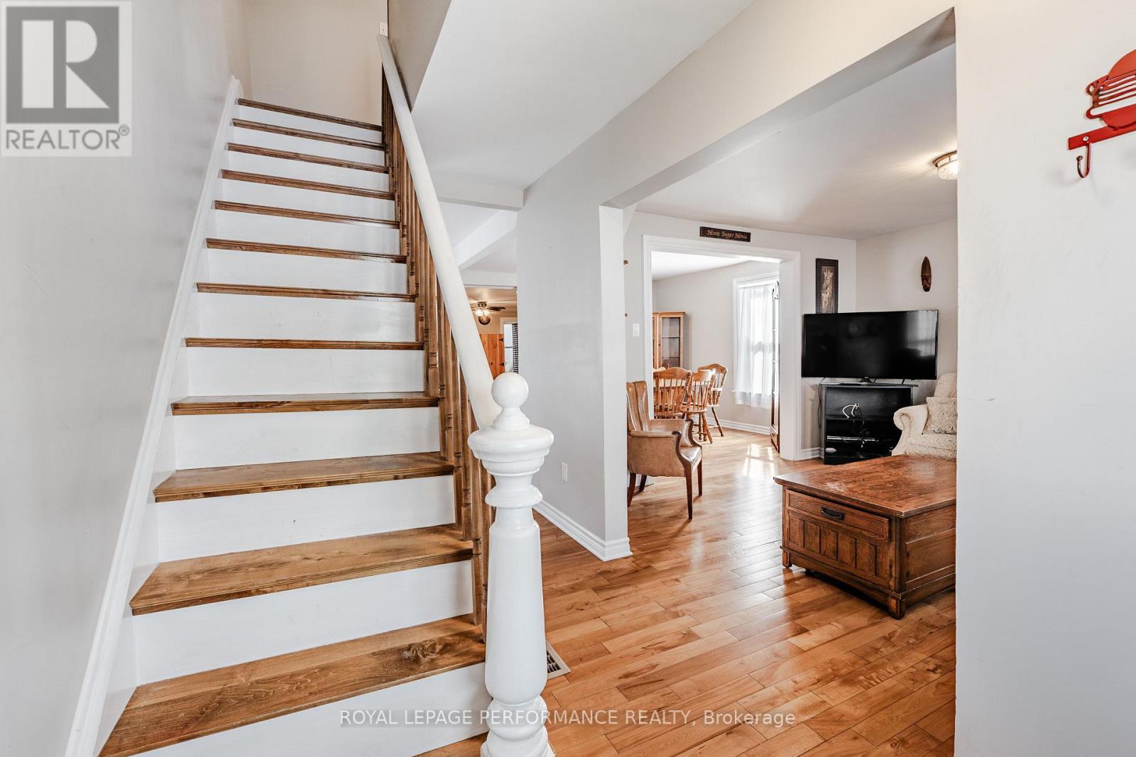 6 Whitehead Street — photo 4