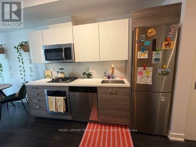 39 Brant Street — photo 15