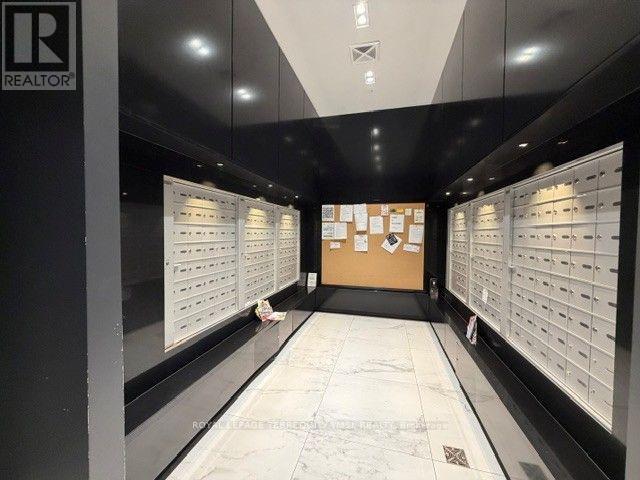 39 Brant Street — photo 20
