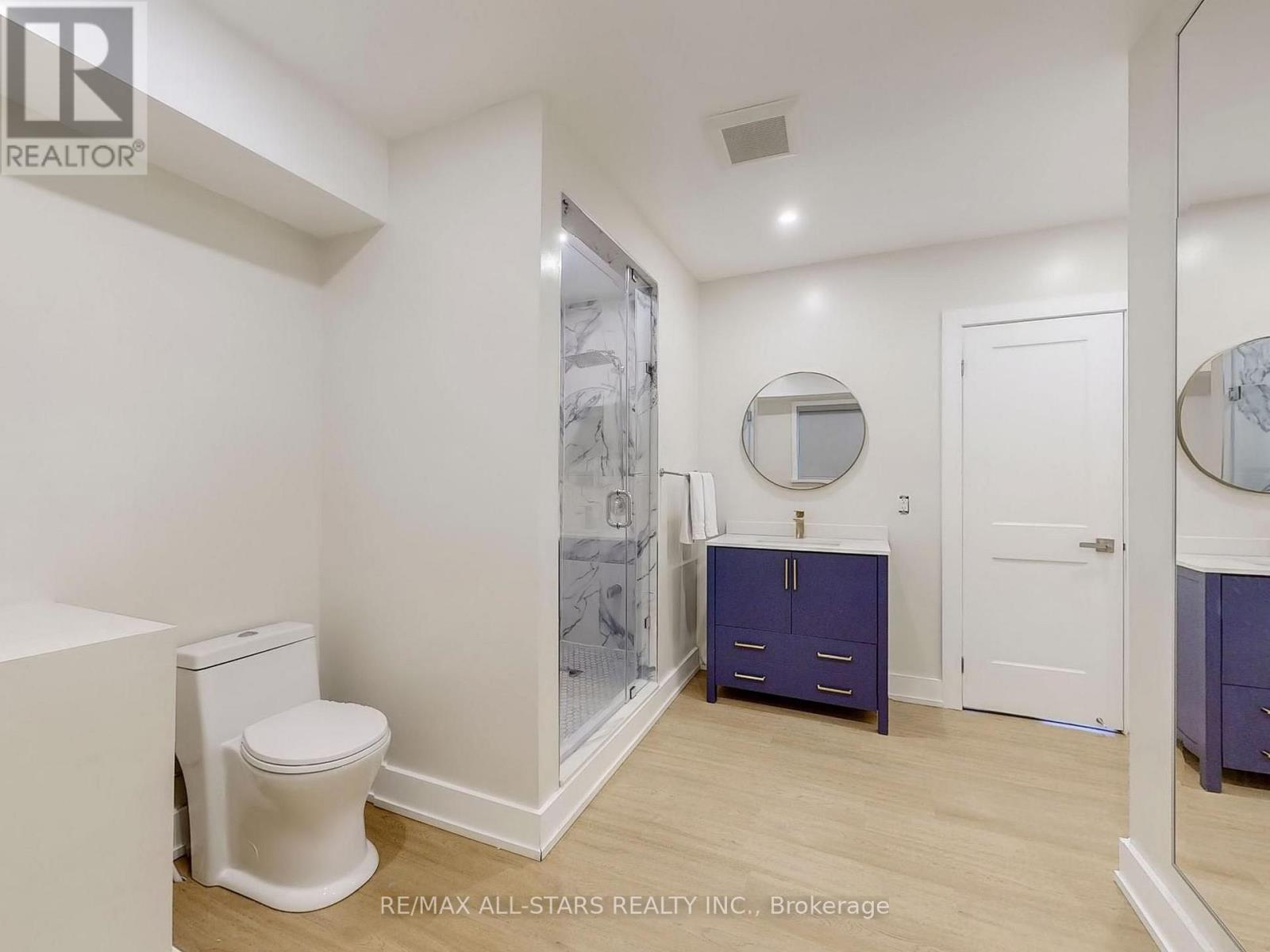 105 Betty Ann Drive — photo 17