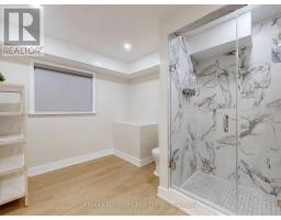 105 Betty Ann Drive, Toronto, ON M2N1X1 Photo 10