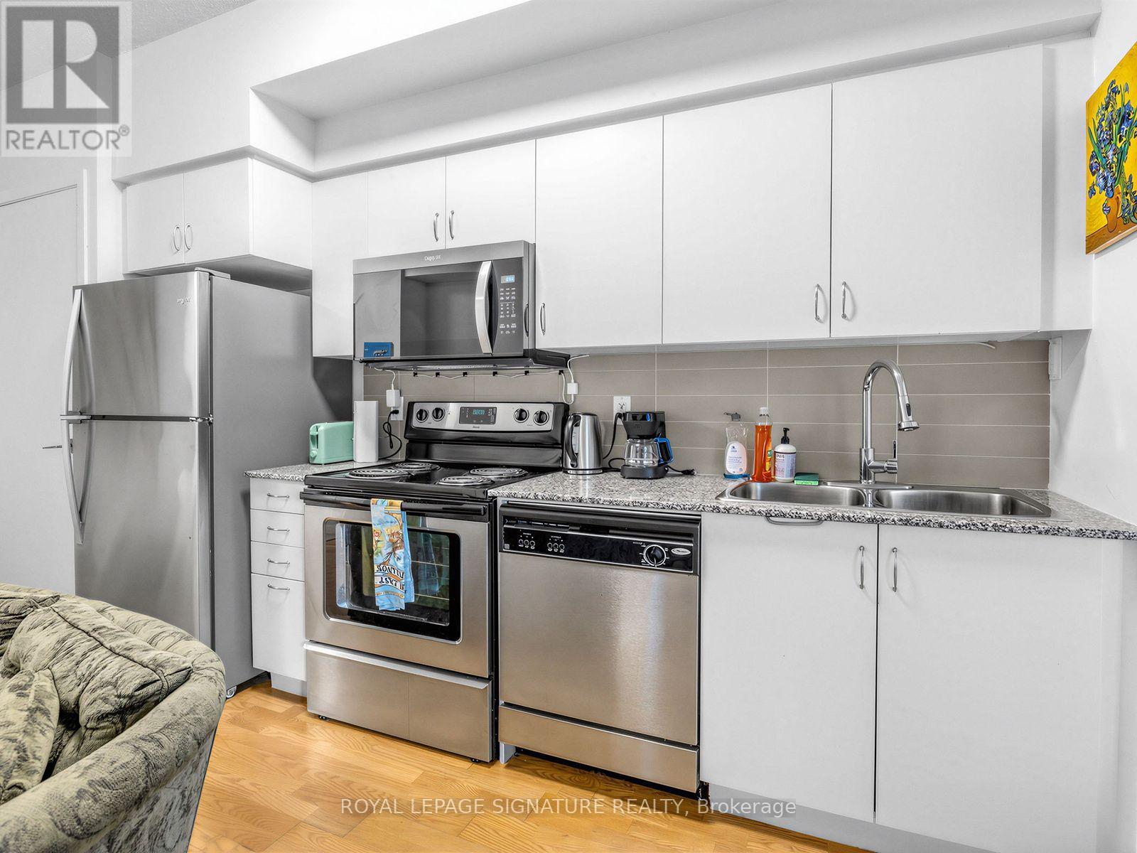 209 Fort York Boulevard — photo 8