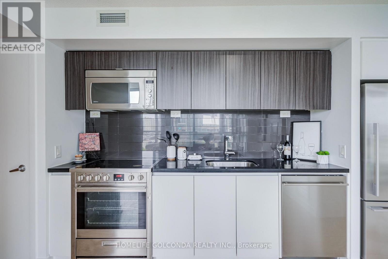#1512 85 QUEENS WHARF ROAD - Image 11