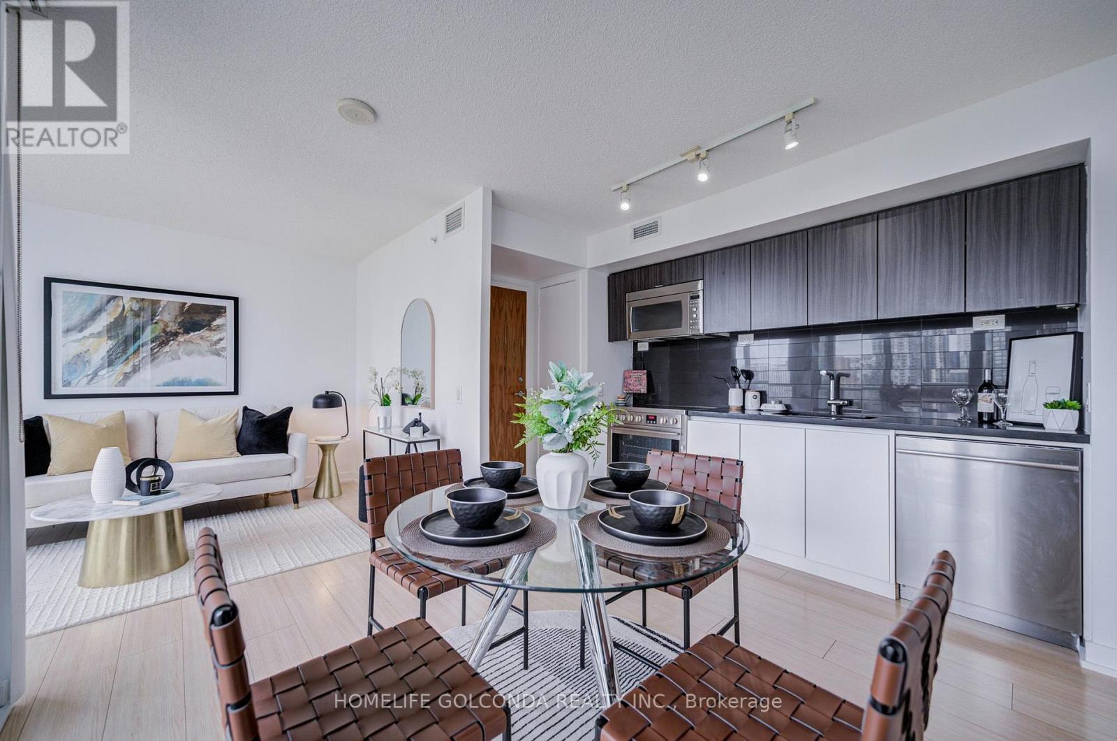#1512 85 QUEENS WHARF ROAD - 8