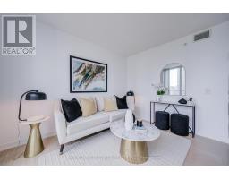 1512 - 85 Queens Wharf Road, Toronto, ON M5V0J9 Photo 14