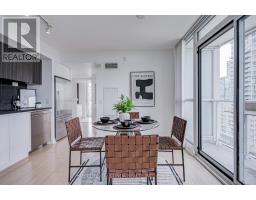 1512 - 85 Queens Wharf Road, Toronto, ON M5V0J9 Photo 6