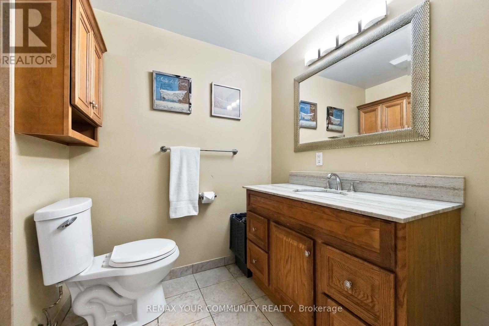 571 Old Orchard Grove, Toronto, ON photo 34