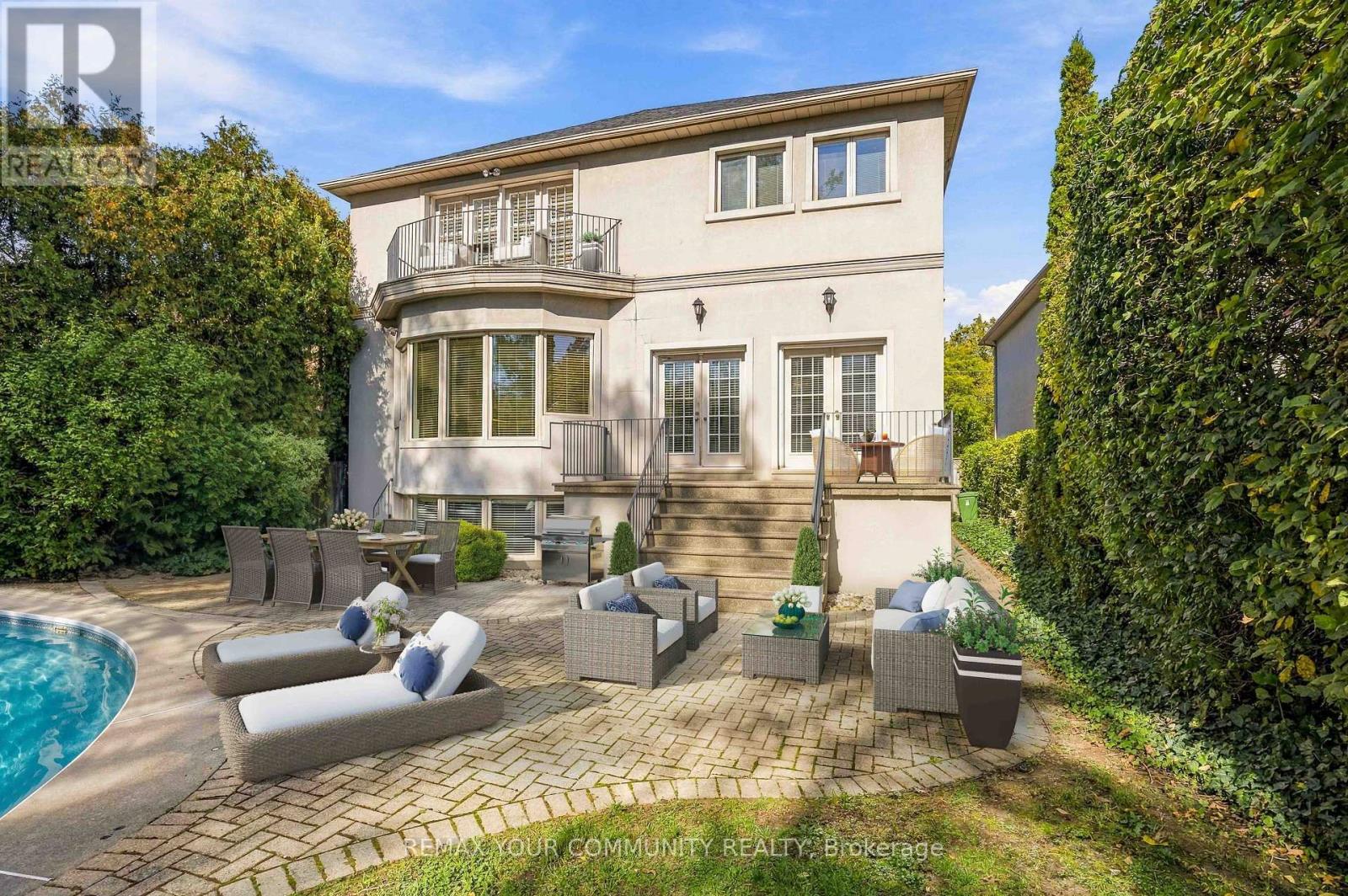 571 Old Orchard Grove, Toronto, ON photo 37