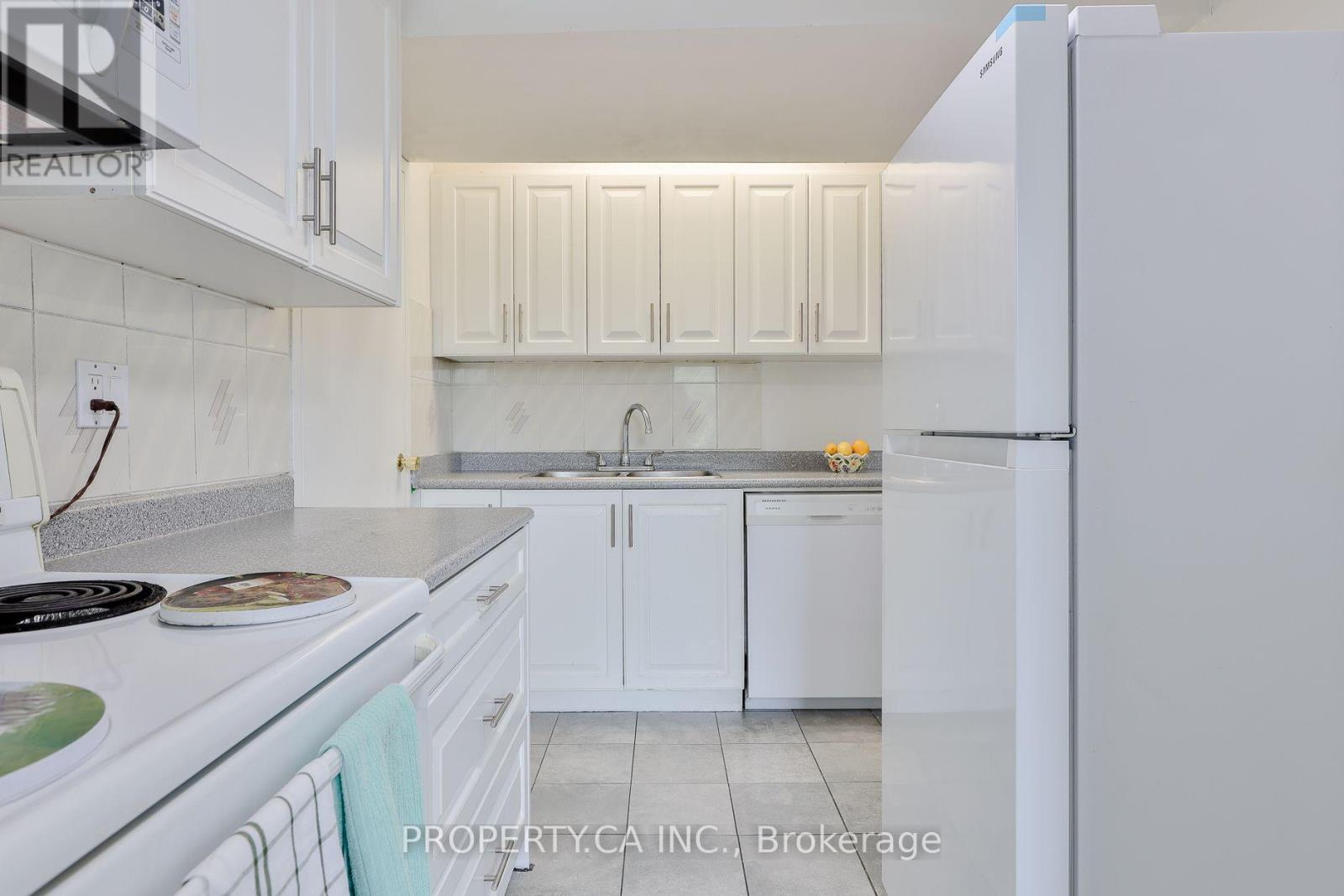 #517 5 PARKWAY FOREST DRIVE - 10