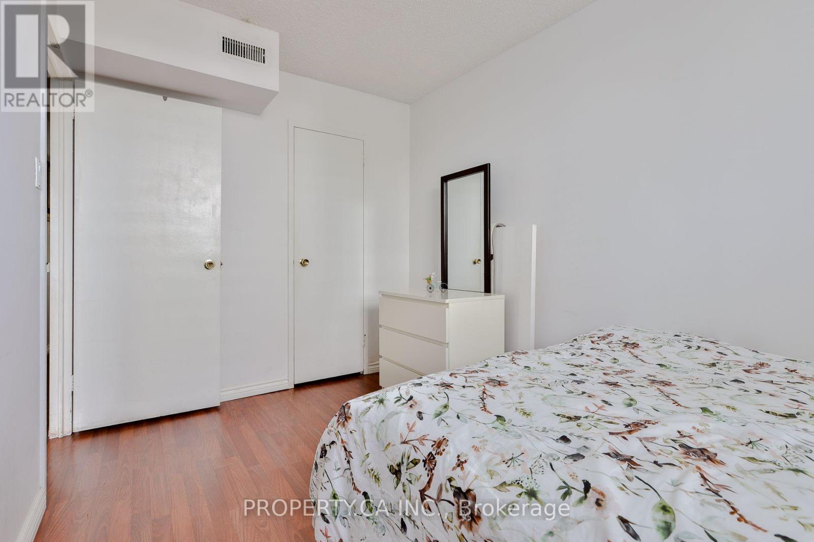 517- 5 Parkway Forest Drive, Toronto, ON photo 23